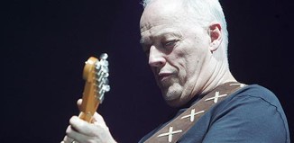 David Gilmour, cantante e chitarrista dei Pink Floyd, ha annunciato che sarà in tour in UK ed Europa